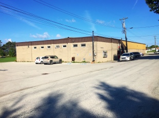 Photograph of Lion's Head Arena Parking Lot